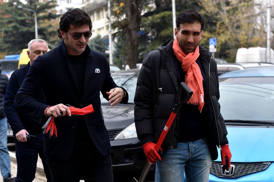 Сын Саломе Зурабишвили предложил устроить дебаты с сыном Григола Вашадзе   - Netgazeti