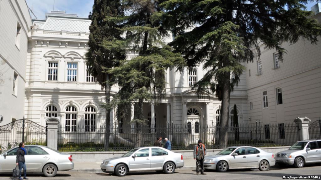 Саломе Зурабишвили не намерена занимать Авлабарскую резиденцию - Netgazeti