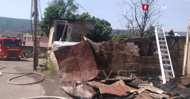 В Авлабарском районе Тбилиси сгорели три дома  - Netgazeti