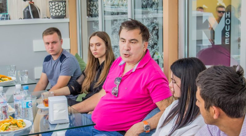 Саакашвили снял свою партию с выборов в Раду и поддержал Зеленского - Netgazeti