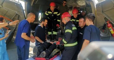 Грузинские спасатели вытащили литовского альпиниста из ледниковой трещины на Казбеге - Netgazeti