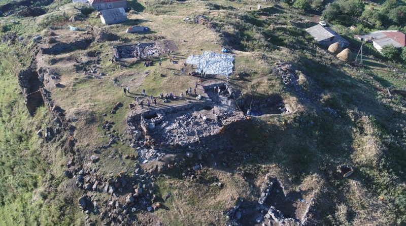 На юге Грузии обнаружены курганы и артефакты, которым 5 тысяч лет     - Netgazeti