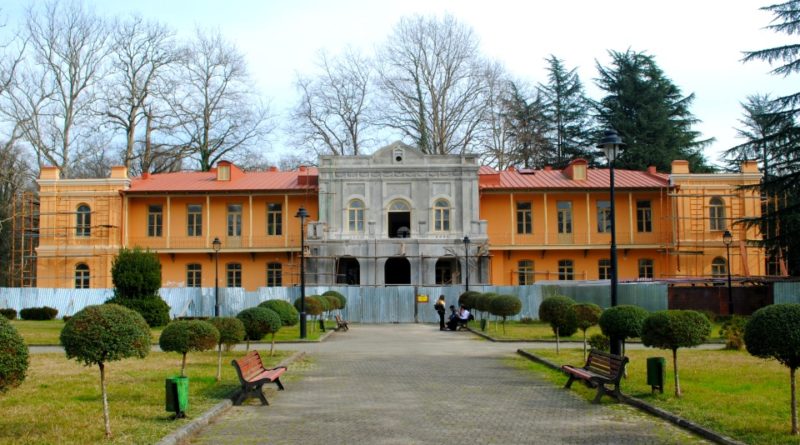 В Зугдидском дворце Нико Дадиани устроят музей - Netgazeti