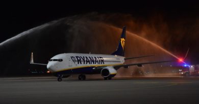В Кутаиси прибыл первый рейс авиакомпания Ryanair из Марселя. ФОТО  - Netgazeti