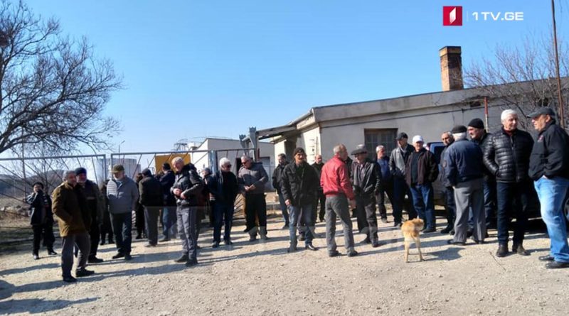Бывшие работники компании Frontera провели акцию протеста в Дедоплисцкаро - Netgazeti
