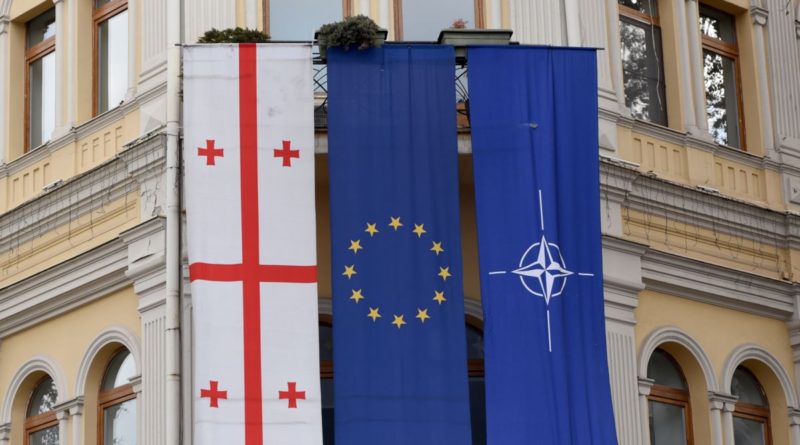 ЕС призвал Россию обеспечить исполнение решения Страсбургского суда по Августовской войне