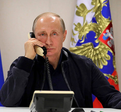 Владимир Путин: «Внуки дозваниваются мне в Кремль»