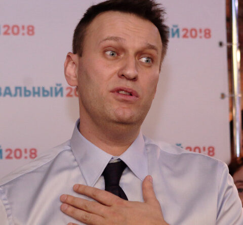 Алексей Навальный пришел в себя и может говорить