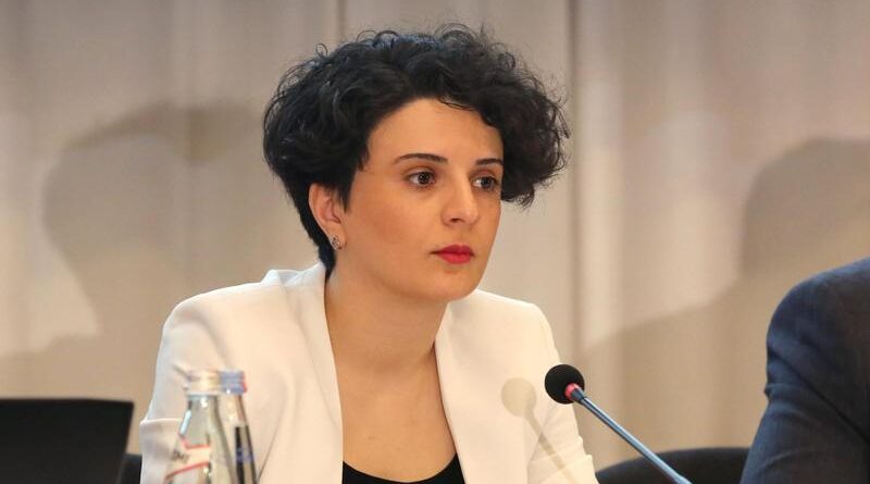 Глава администрации правительства Грузии Натия Мезвришвили подала в отставку