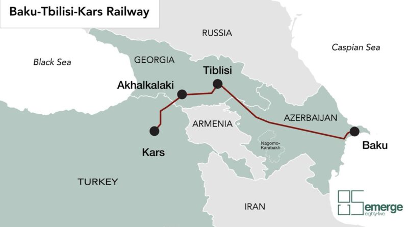 По ЖД Баку-Тбилиси-Карс впервые проехал экспортный поезд, направляющийся в Китай