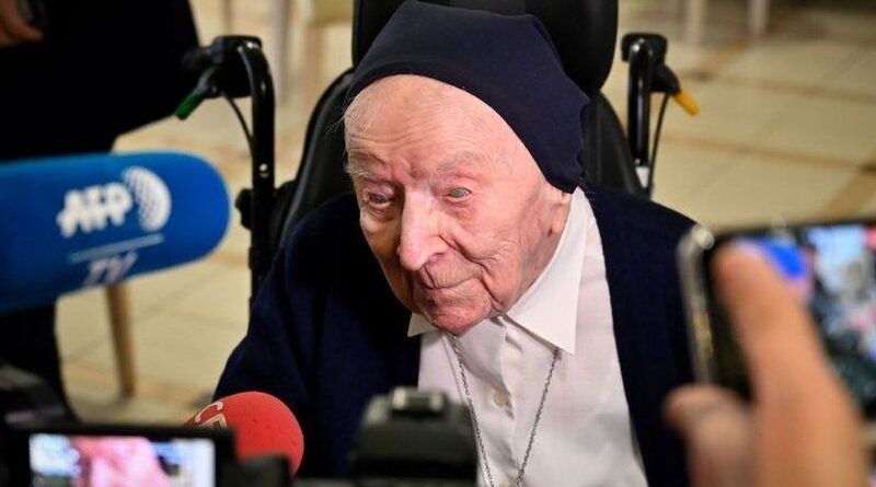 Старейшая жительница Франции незадолго до своего 117-летия победила ковид