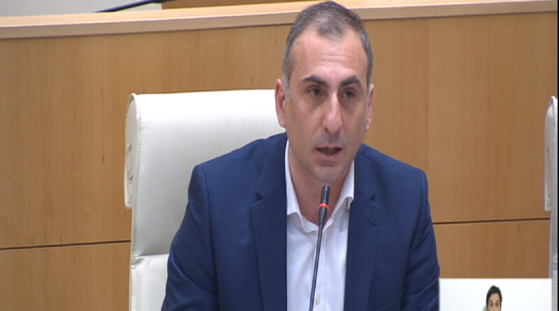 Депутат парламента Грузии пригласил Бенура Квирая в Тбилиси
