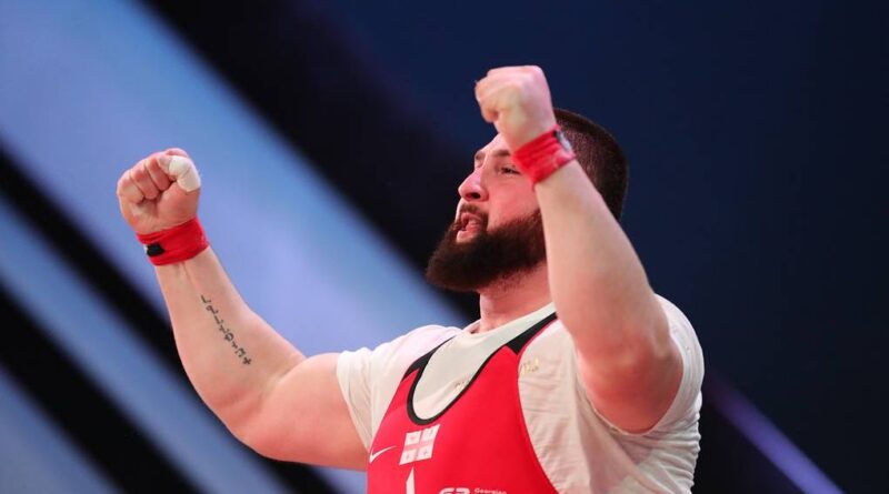 Лаша Талахадзе установил мировой рекорд на чемпионате Европы по тяжелой атлетике в Москве