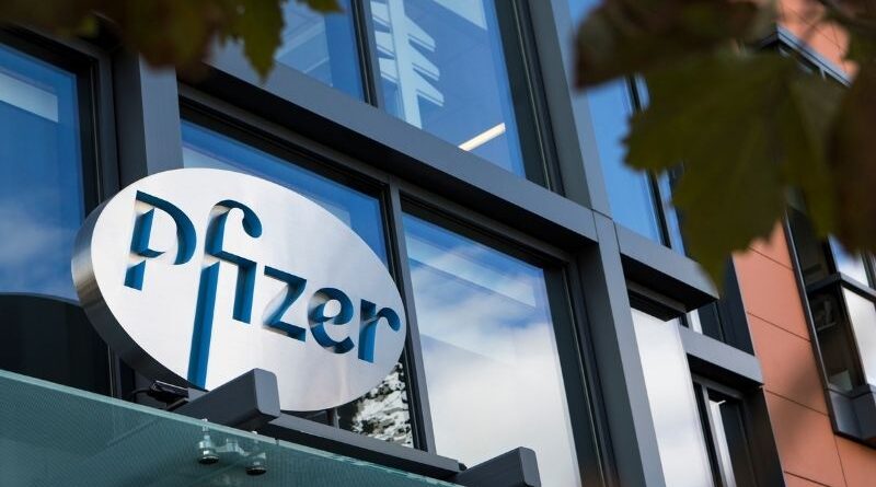 FDA одобрило препарат Pfizer для вакцинации подростков от 12 до 15 лет