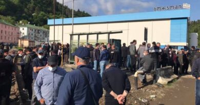 Рабочие завода «Боржоми» объявили забастовку
