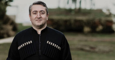 Скончался грузинский певец Зураб Бакурадзе