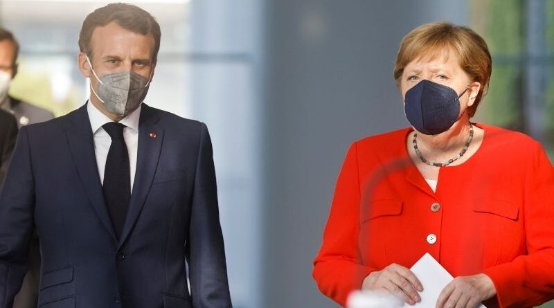 СМИ: Германия и Франция хотят пригласить Путина на саммит ЕС