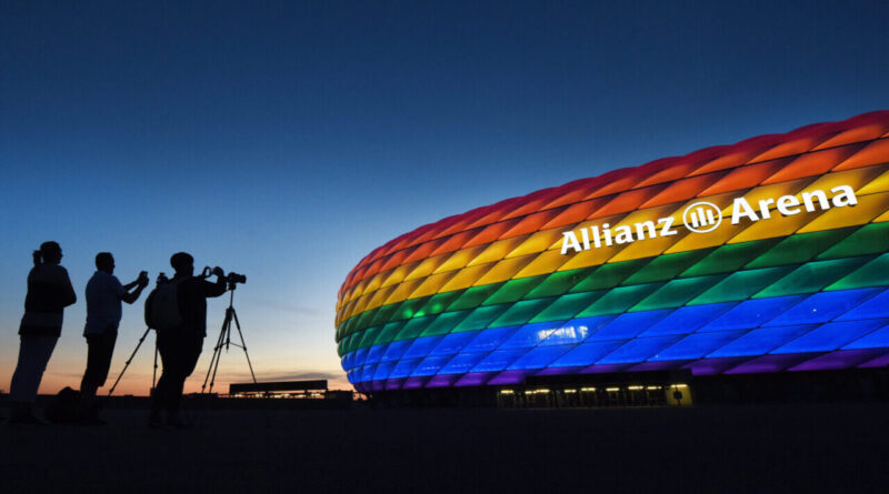 УЕФА отклонило заявку на радужную подсветку стадиона Allianz Arena