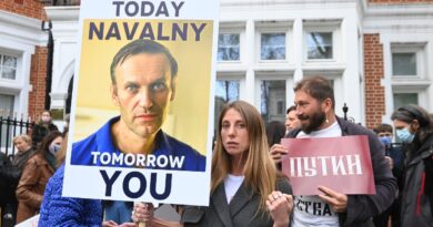 В России суд признал структуры Навального «экстремистскими организациями»
