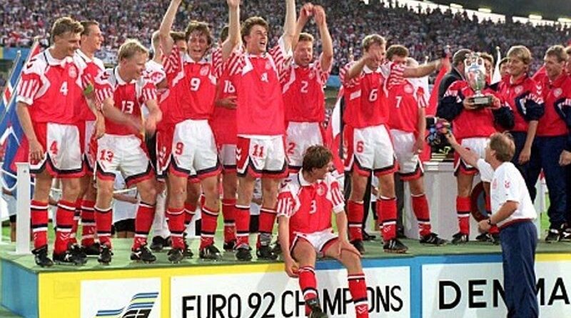История победы Дании на Евро-92, и ее печаль сопровождающая ее легли в основу фильма Андердог