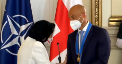 Президент Грузии наградила Джеймса Аппатурая орденом «Золотого Руна»