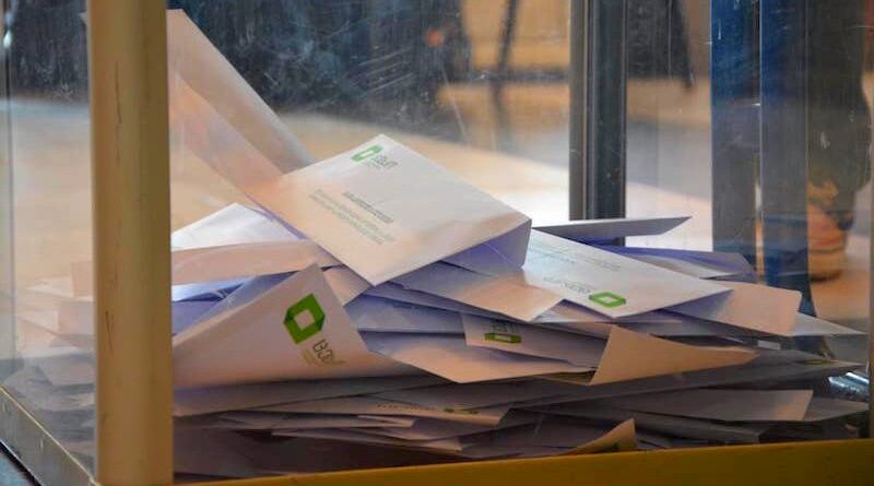 Гражданская избирательная комиссия обнаружила сотни «мертвых душ» в списках избирателей