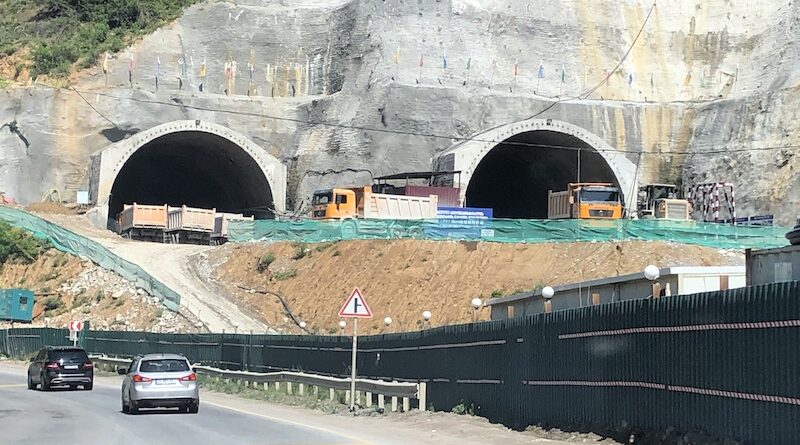 Премьер Грузии обещает, что с 2024 года дорога из Тбилиси в Батуми займет 3 часа