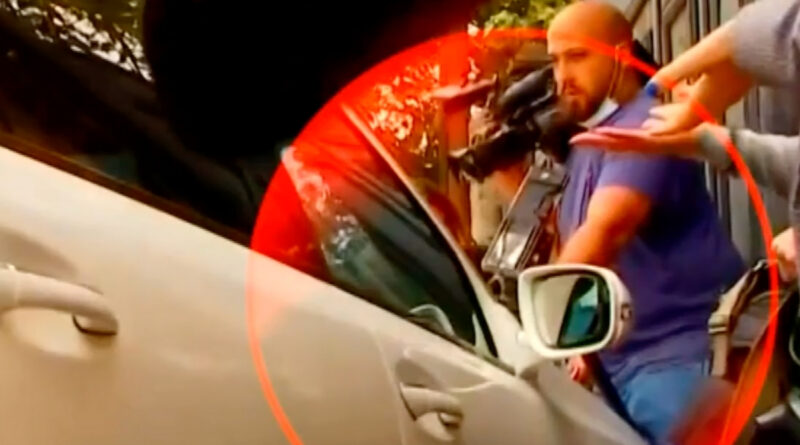 TV Pirveli: «Водитель машины намеренно столкнулся с нашим оператором»