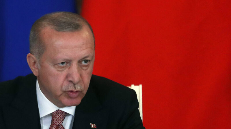 Эрдоган передумал выдворять послов