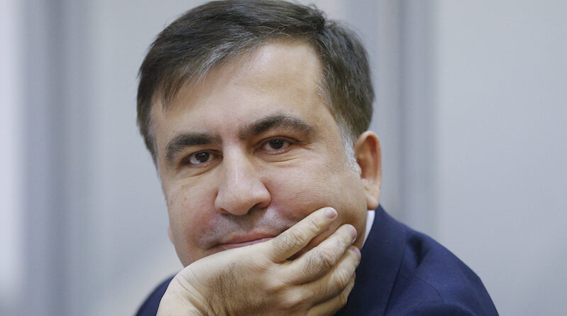 Какие места в Батуми посетил Саакашвили судя по видео
