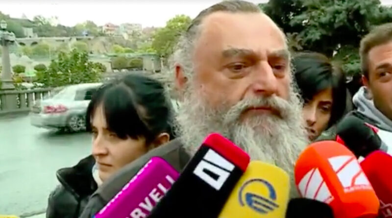 Митрополит Николоз навестил Саакашвили в тюрьме