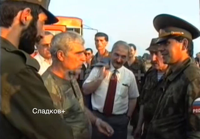 Уникальные видеокадры, снятые российскими журналистами приехавшими вместе с Шойгу в Сухуми в июле 1993