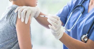 В Грузии одобрили вакцинацию подростков в возрасте 12-15 лет