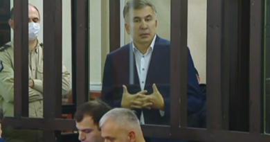 Говоря о раскаянии Саакашвили припомнил расстрелы после признания вины на сталинских судах