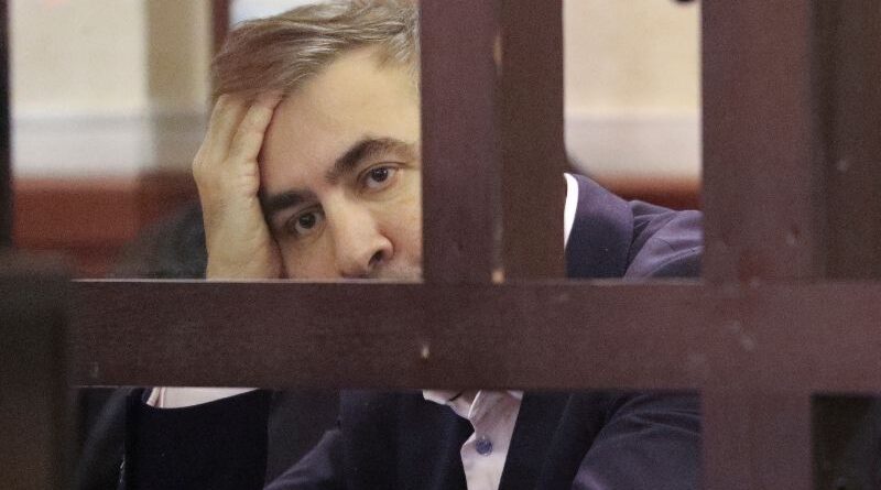 Саакашвили не присутствует на своем судебном процессе