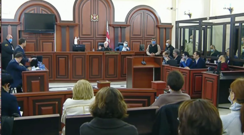 Судья отклонил ходатайство защиты Саакашвили об отводе прокуроров