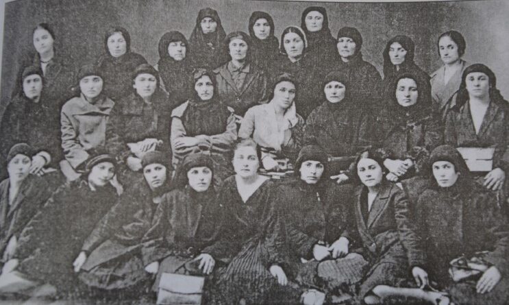 История о первых женщинах Аджарии посмевших снять чадру 
