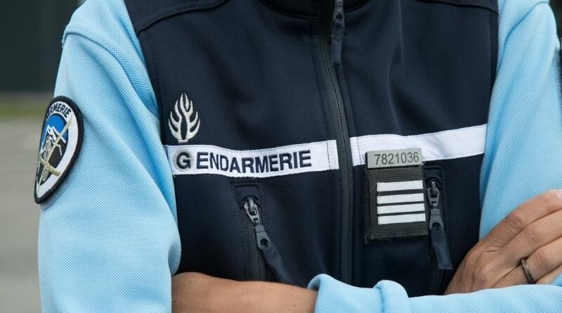 СМИ: Двое грузин арестованы во Франции за кражу продуктов в магазине