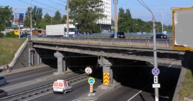 У метро Берейстейская взорвали мост, оккупанты направляются в сторону Шулявки