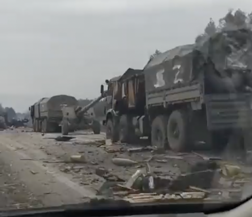 ВСУ разбомбили колонну российской военной техники, которая неслась из оккупированного Крыма