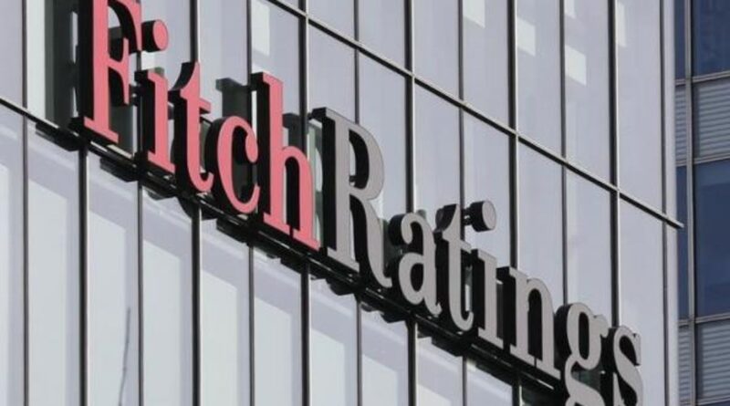Агентство Fitch понизило рейтинги 32 российских банков