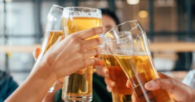 Carlsberg прекращает новые инвестиции в Россию и приостановит экспорт пива и других напитков