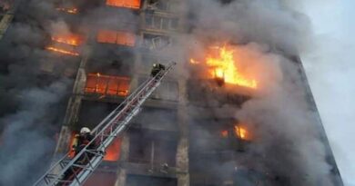 В Киеве результате обстрелов произошло попадание боеприпасов в два многоэтажных жилых дома
