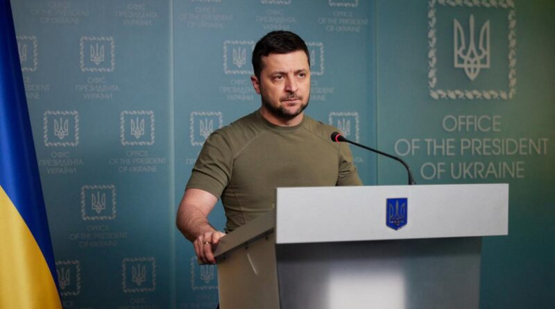 Зеленский призвал чиновников РФ выступить против войны, а пропагандистов - увольняться