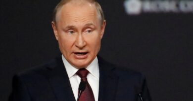 "Это катастрофа": московские депутаты призвали Путина прекратить войну