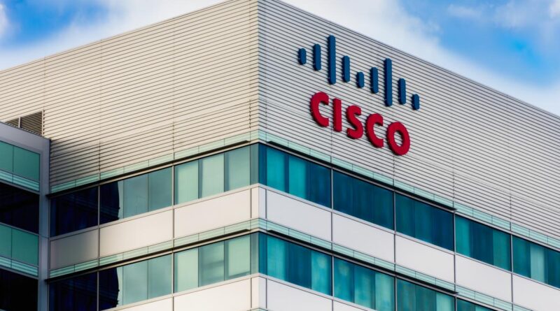 Компания Cisco остановила работу в России и Беларуси