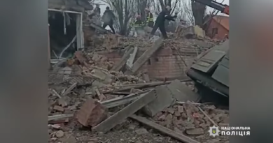 Обнародованы последствия вражеских ударов в Чернигове: жуткое видео