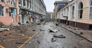 Оккупанты нанесли новый удар по Харькову - горит многоэтажка