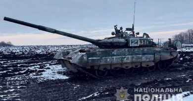 Под Харьковом полиция уничтожила два российских танка на оккупированной врагом территории