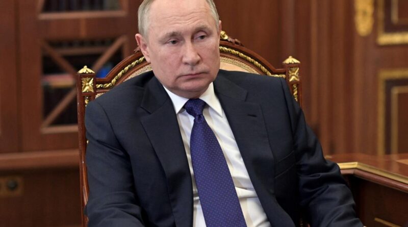 Разведка США считает заявление Путина о ядерном оружии "странным"